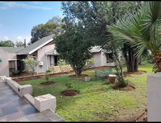 5 BEDROOM HOUSE FOR SALE IN BRYANSTON